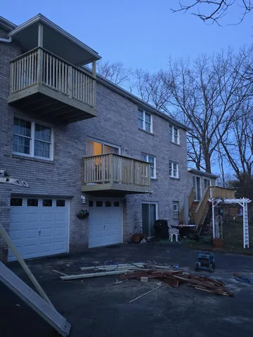 Deck project photo by KMA Carpentry