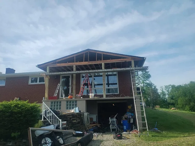 Siding project photo by KMA Carpentry