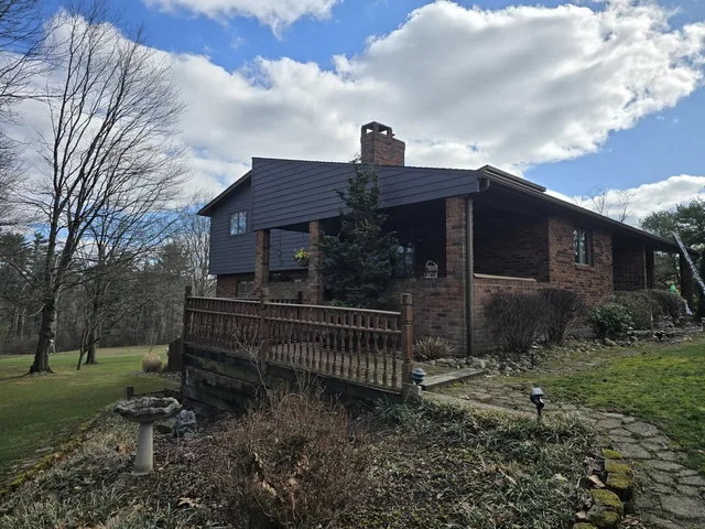 Siding project photo by KMA Carpentry